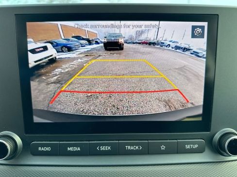 Used 2023 Hyundai Kona SE image 24