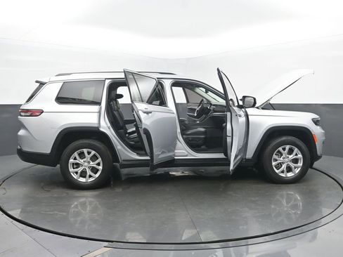 Used 2023 Jeep Grand Cherokee L Limited w/ Trailer Tow Group (B) image 59