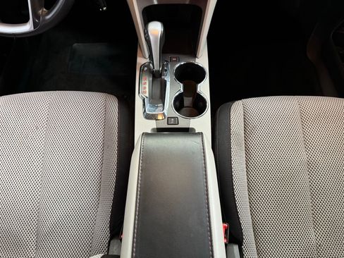 Used 2011 GMC Terrain SLE image 26