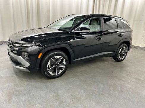 Used 2025 Hyundai Tucson SEL AWD/4WD image 2