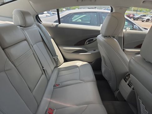 Used 2011 Buick LaCrosse CXL FWD image 12
