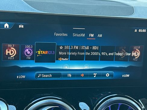 New 2025 Mercedes-Benz GLB 35 AMG AMG 35 image 22