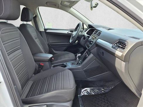 Used 2022 Volkswagen Tiguan S FWD image 19