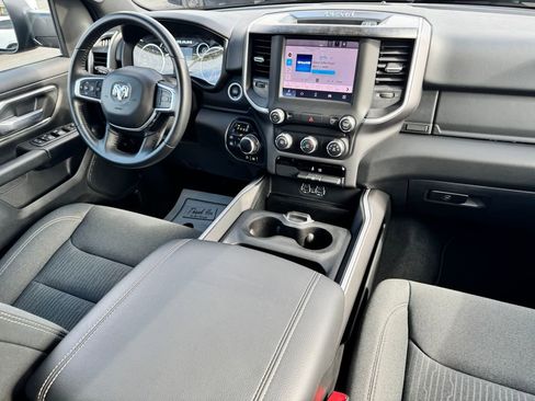 Used 2022 RAM 1500 Big Horn AWD/4WD image 14