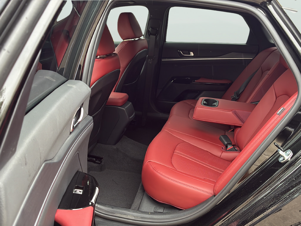 New 2026 Kia K5 GT-Line w/ GT-Line Premium Package FWD image 16