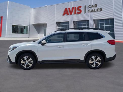 Used 2025 Subaru Ascent Premium AWD/4WD image 10