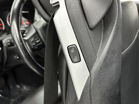 Used 2012 BMW 650i Coupe image 17