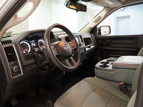 Used 2014 RAM 1500 Express image 6