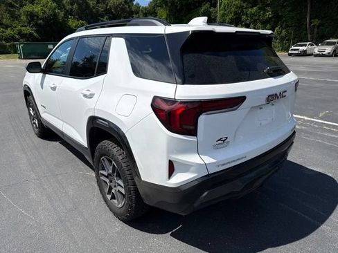 Used 2026 GMC Terrain AT4 AWD/4WD image 3