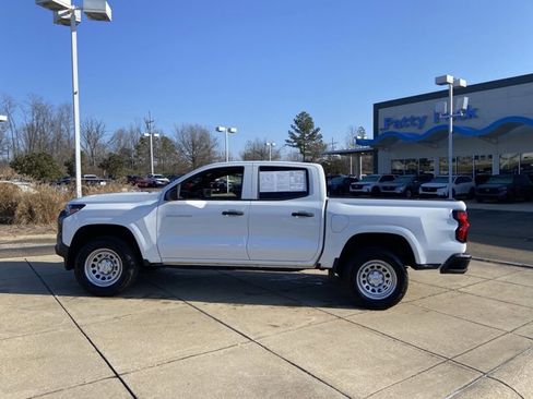 Used 2024 Chevrolet Colorado W/T image 6