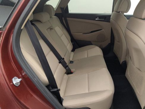 Used 2017 Hyundai Tucson SE AWD/4WD image 19