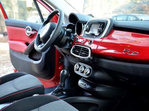 Used 2016 FIAT 500X Easy image 12