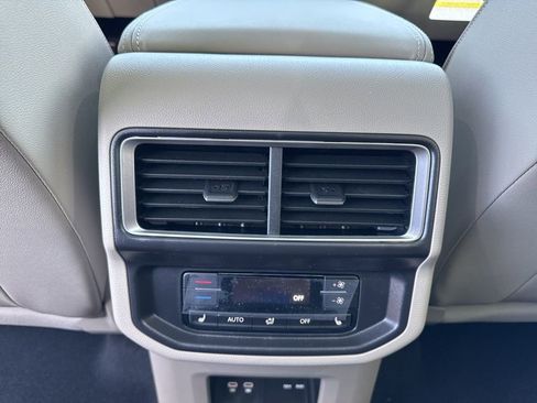 New 2026 Volkswagen Atlas SEL Premium R-Line AWD/4WD image 14