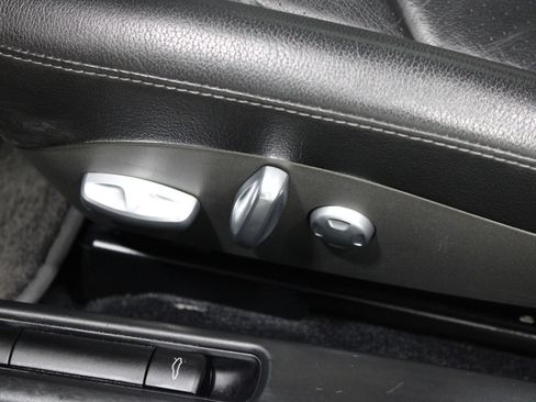 Used 2005 Porsche 911 Carrera image 5