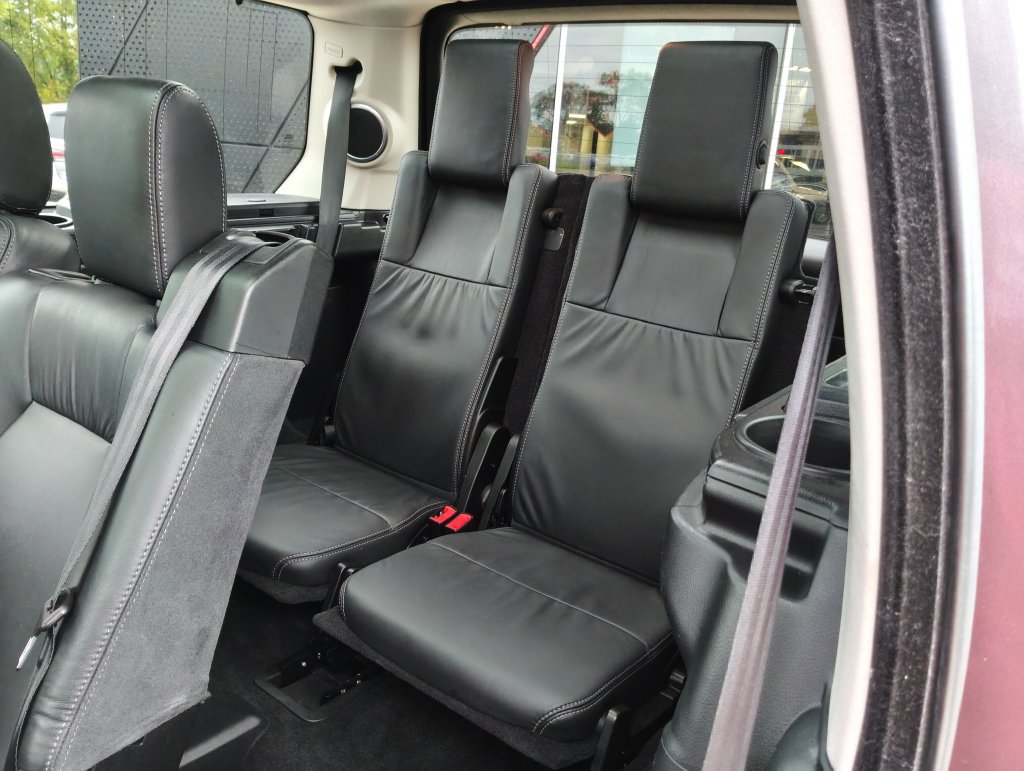 Used 2016 Land Rover LR4 HSE LUX AWD/4WD image 13