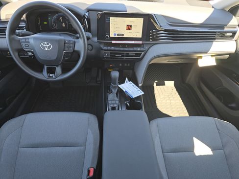 New 2026 Toyota Camry LE image 8