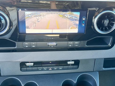 New 2025 Mercedes-Benz Sprinter 2500 image 15