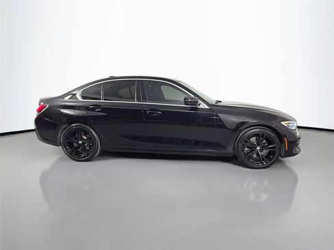 Used 2021 BMW 330i Sedan w/ Convenience Package RWD image 4