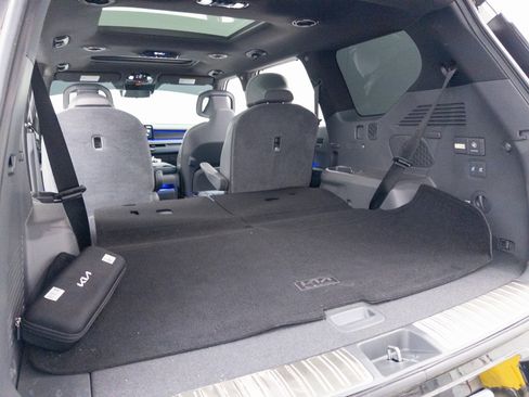 Used 2024 Kia EV9 GT-Line image 37