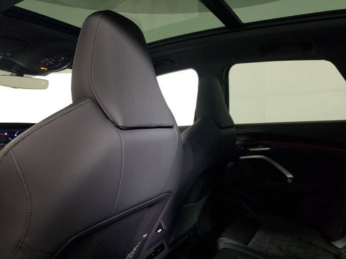 Used 2025 Audi SQ5 Premium Plus w/ Premium Plus Package image 13