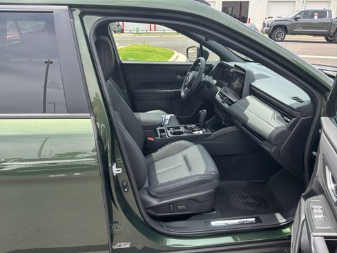Used 2026 Subaru Outback Touring AWD/4WD image 34