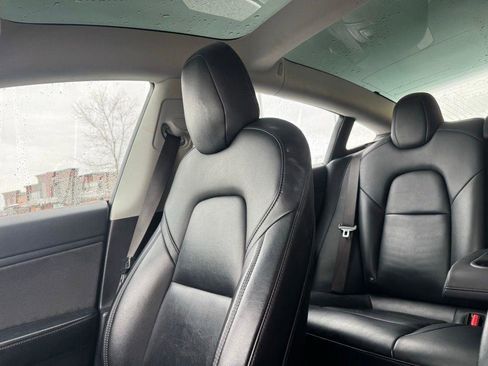 Used 2018 Tesla Model 3 Long Range image 11