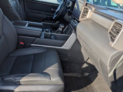 Used 2022 Toyota Tundra Limited image 19