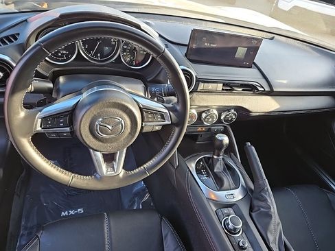 Used 2024 MAZDA MX-5 Miata RF Grand Touring image 18