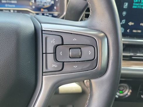 Used 2023 Chevrolet Silverado 1500 LT AWD/4WD image 26