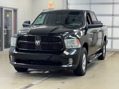 Used 2014 RAM 1500 Express image 3