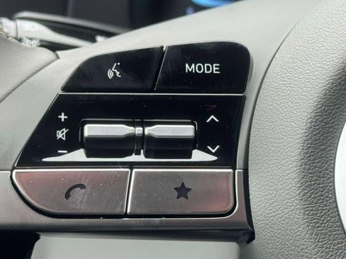 New 2026 Hyundai Elantra Sport FWD image 18