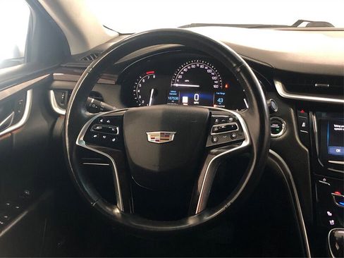 Used 2017 Cadillac XTS Luxury image 14
