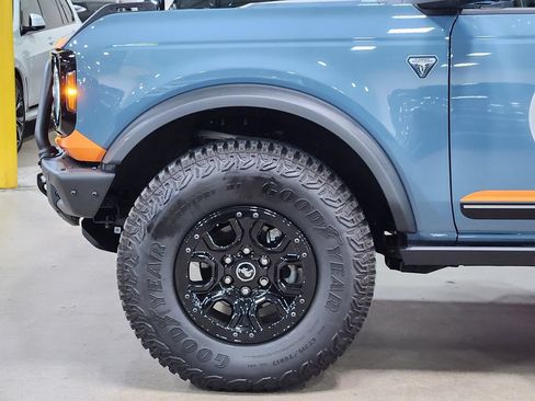 Used 2021 Ford Bronco First Edition AWD/4WD image 10