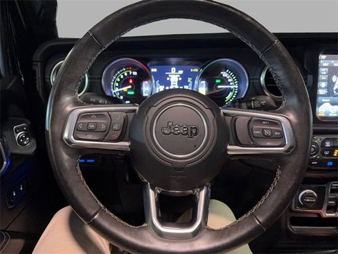 Used 2023 Jeep Wrangler Unlimited Sahara w/ Cold Weather Group image 13