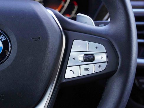 Certified 2025 BMW X4 xDrive30i image 22