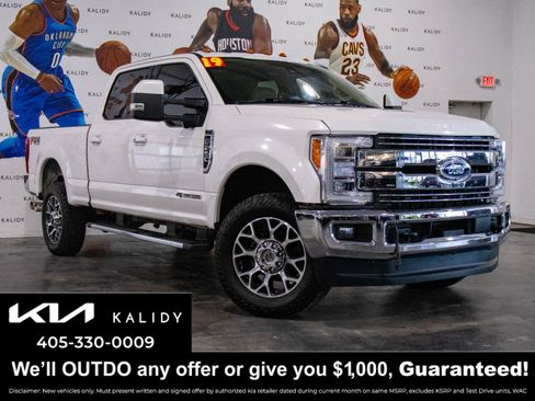 Used 2019 Ford F250 Lariat w/ Lariat Ultimate Package image 1