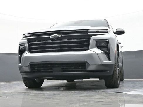 New 2026 Chevrolet Traverse LT w/ Midnight/Sport Edition FWD image 53