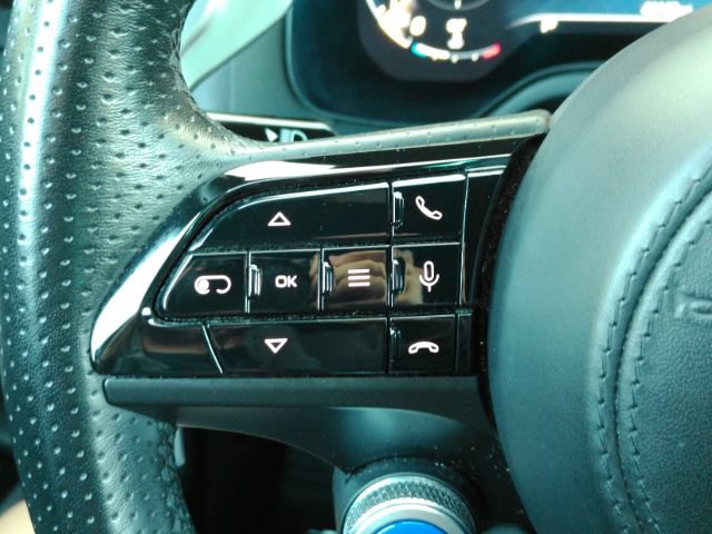 Used 2024 Maserati Grecale GT AWD/4WD image 39