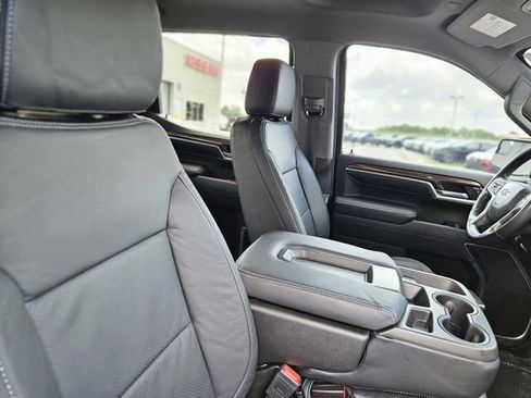 Used 2022 Chevrolet Silverado 1500 RST w/ Redline Edition AWD/4WD image 43