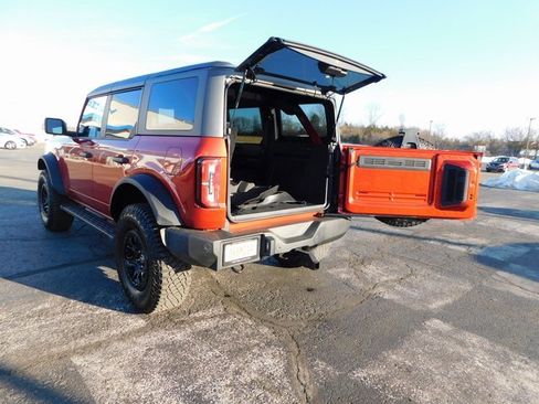Used 2023 Ford Bronco Wildtrak image 23