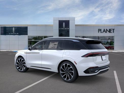 New 2026 Lincoln Nautilus Black Label image 4