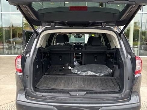 Used 2020 Subaru Ascent Limited w/ Technology Package AWD/4WD image 11