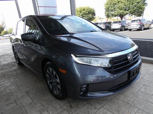 Used 2022 Honda Odyssey EX-L image 3