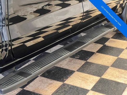 Used 2022 Chevrolet Silverado 1500 RST w/ Z71 Off-Road Package image 16