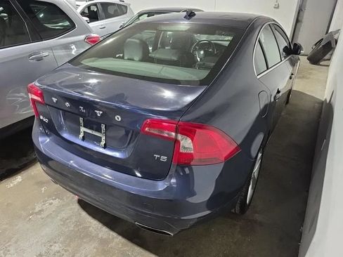 Used 2014 Volvo S60 T5 FWD image 3