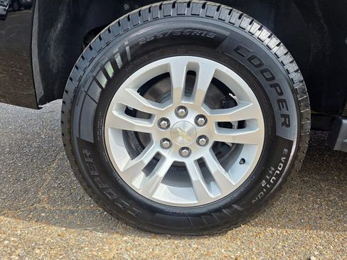 Used 2017 Chevrolet Tahoe LS RWD image 11