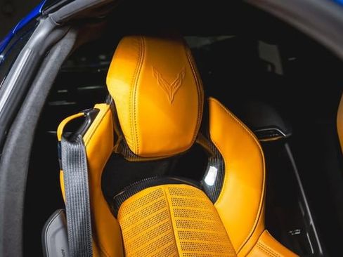 Used 2020 Chevrolet Corvette Stingray Premium Cpe w/ 3LT Preferred Equipment Group RWD image 6