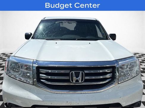 Used 2015 Honda Pilot LX image 2