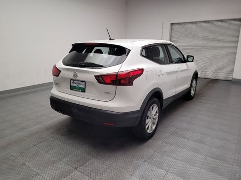 Used 2018 Nissan Rogue Sport S w/ S Appearance Package AWD/4WD image 9