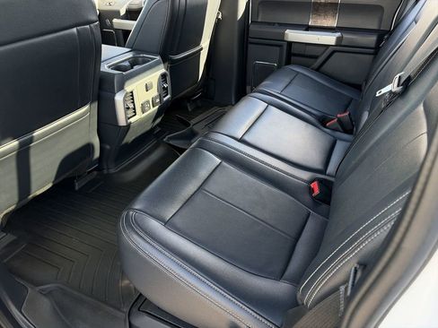 Used 2022 Ford F250 Lariat w/ Tremor Off-Road Package AWD/4WD image 26